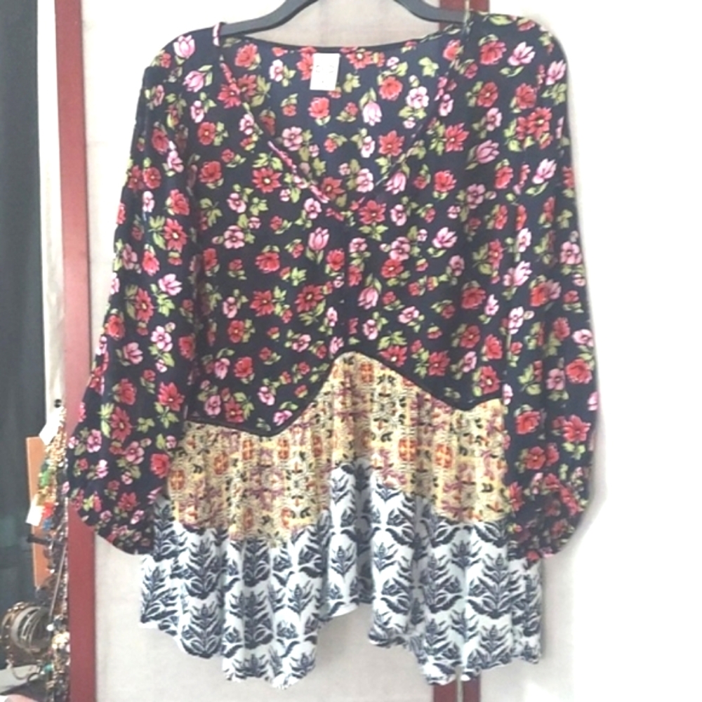 Bila Women's Multicolor Floral Blouse V-Neck Boho 3/4 Sleeve Rayon Top M